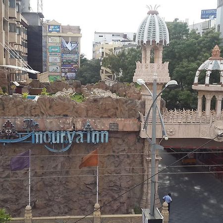 Mourya Lords Inn Карнул Екстер'єр фото